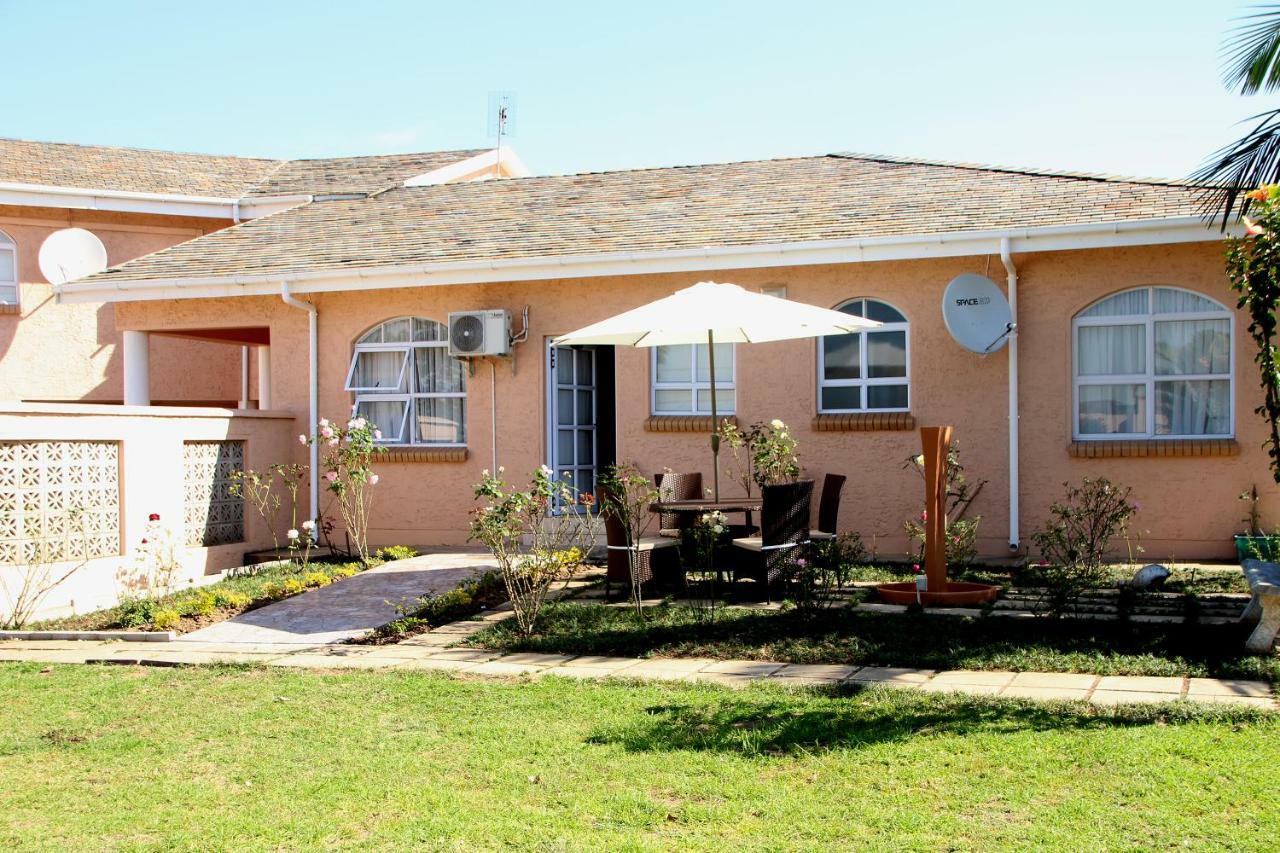 Ekupholeni Garden Villas Manzini Extérieur photo